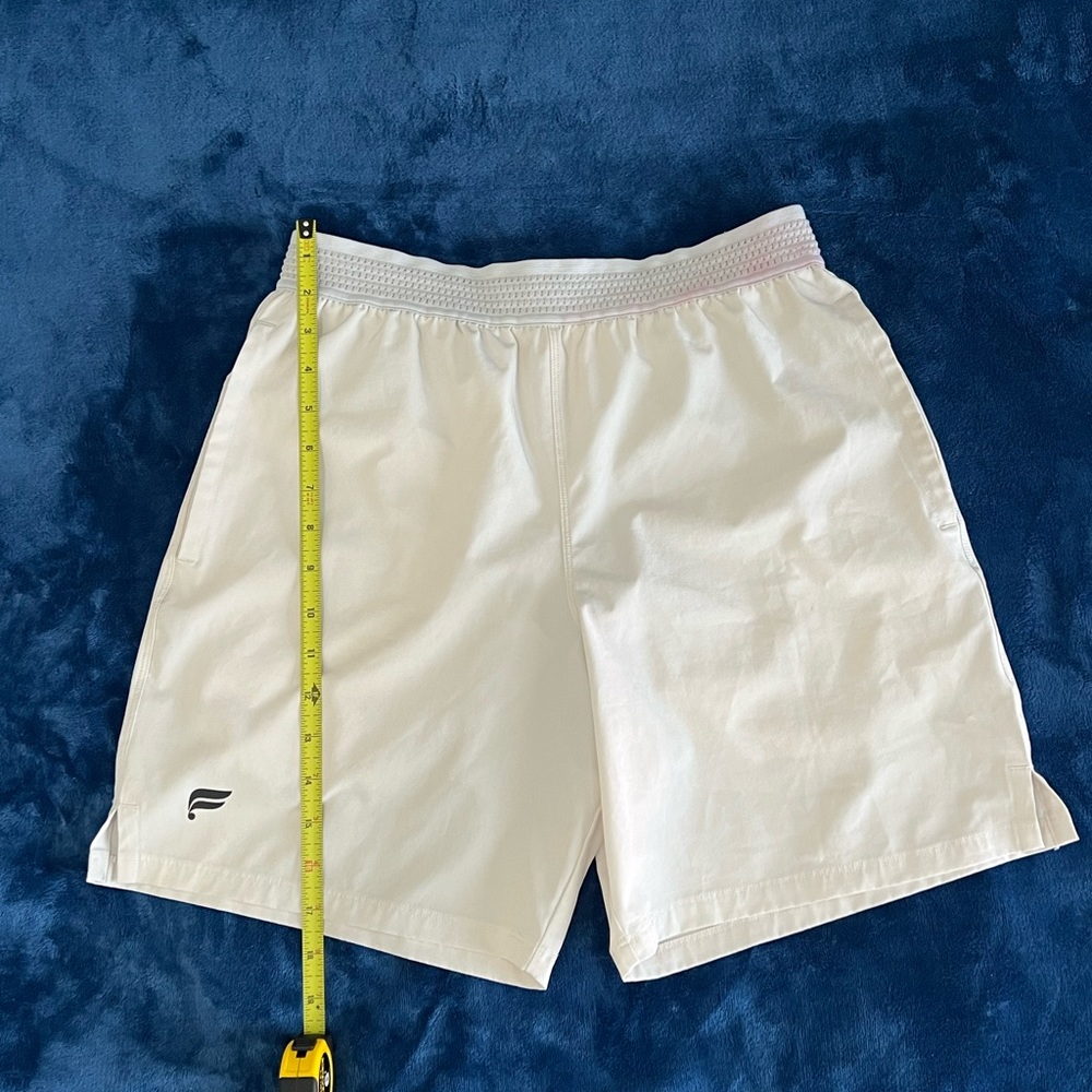 Fabletics | Stone Color | Shorts